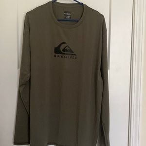 Quicksilver Mens UPF 50 Surf T-Shirt L/S XL